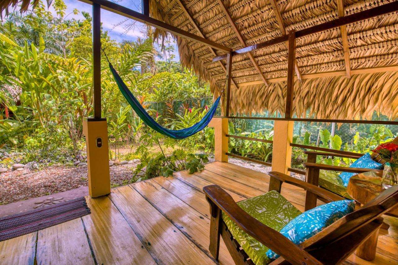 Caribe Town Bungalows Puerto Viejo de Talamanca Kültér fotó