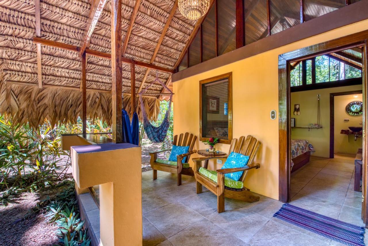 Caribe Town Bungalows Puerto Viejo de Talamanca Kültér fotó